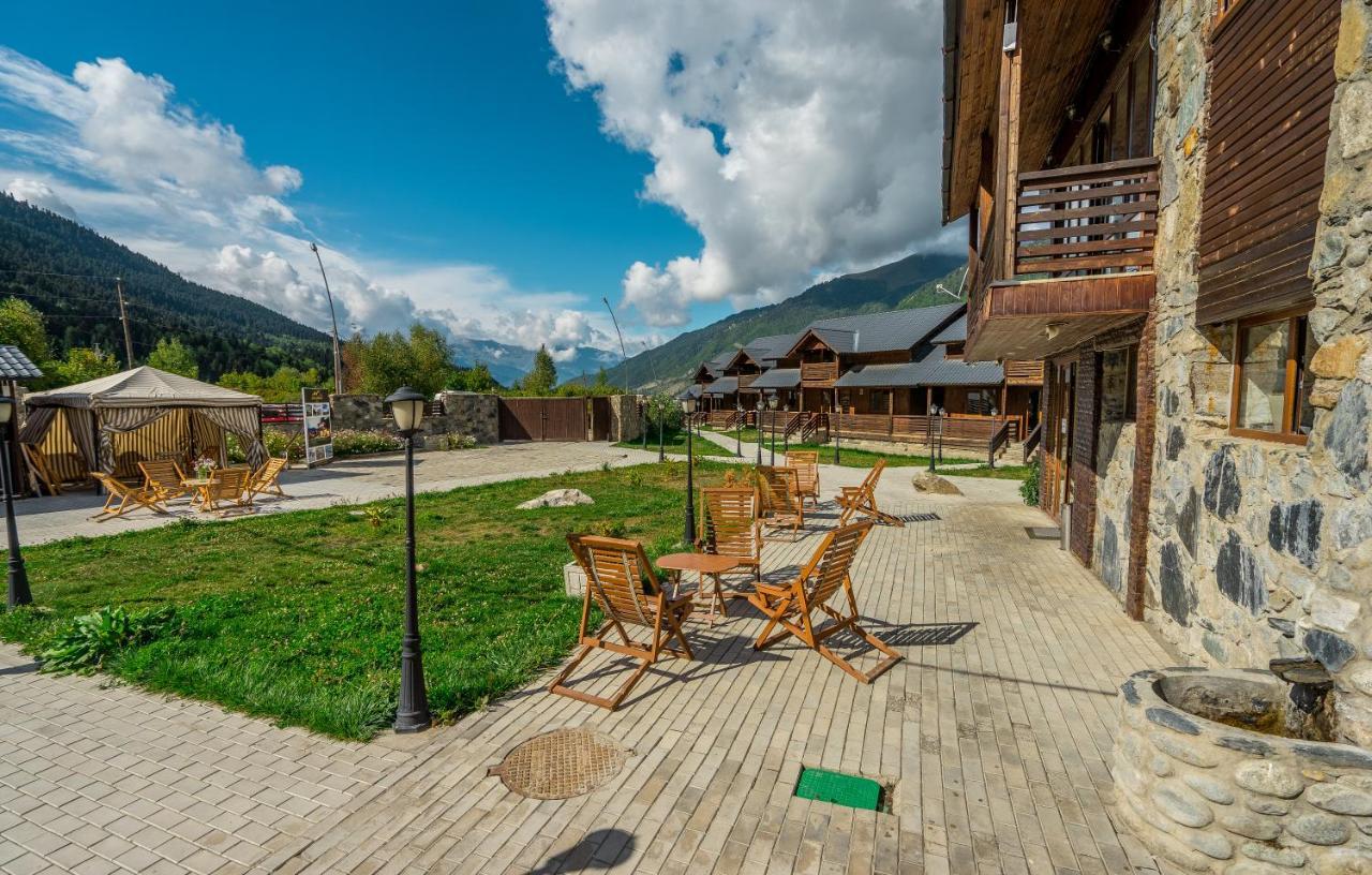 Hotel Banguriani Mestia Esterno foto